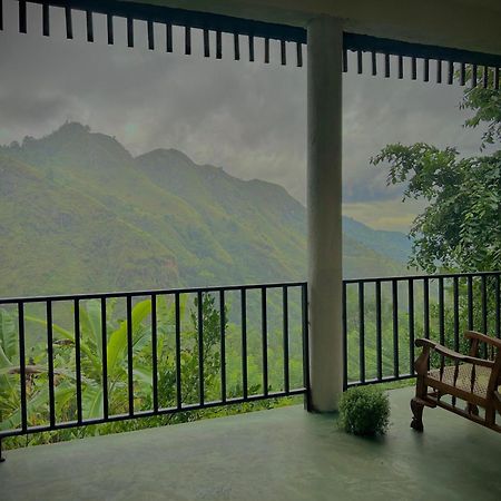 Nature Green Hotels On Rock Home Ella Exterior foto