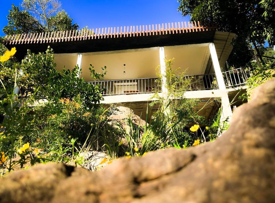 Nature Green Hotels On Rock Home Ella Exterior foto